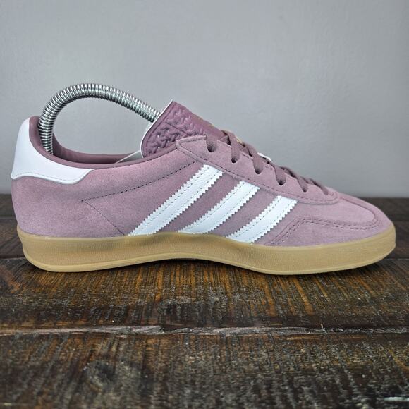 NEW adidas Gazelle Indoor Womens Size 7.5 Lifestyle Shoes Shadow Fig Gum IH5483 - Picture 8 of 13
